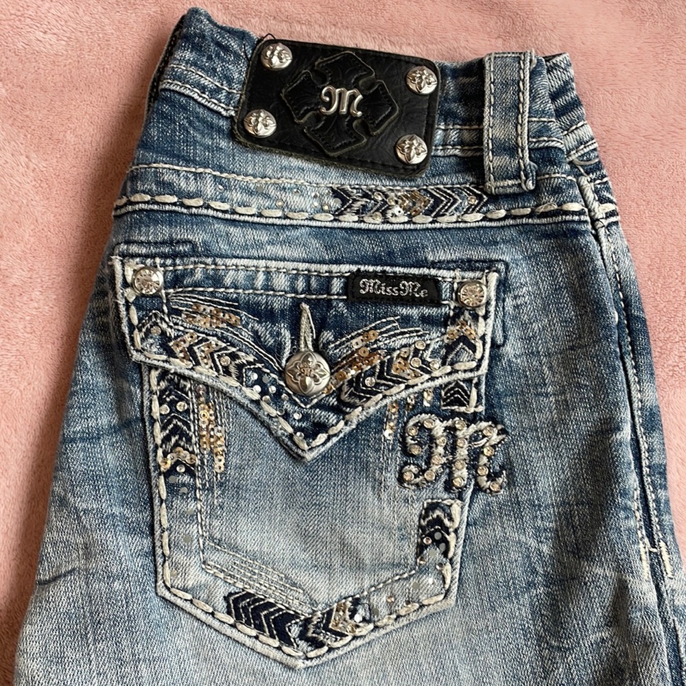 Miss Me straight jeans